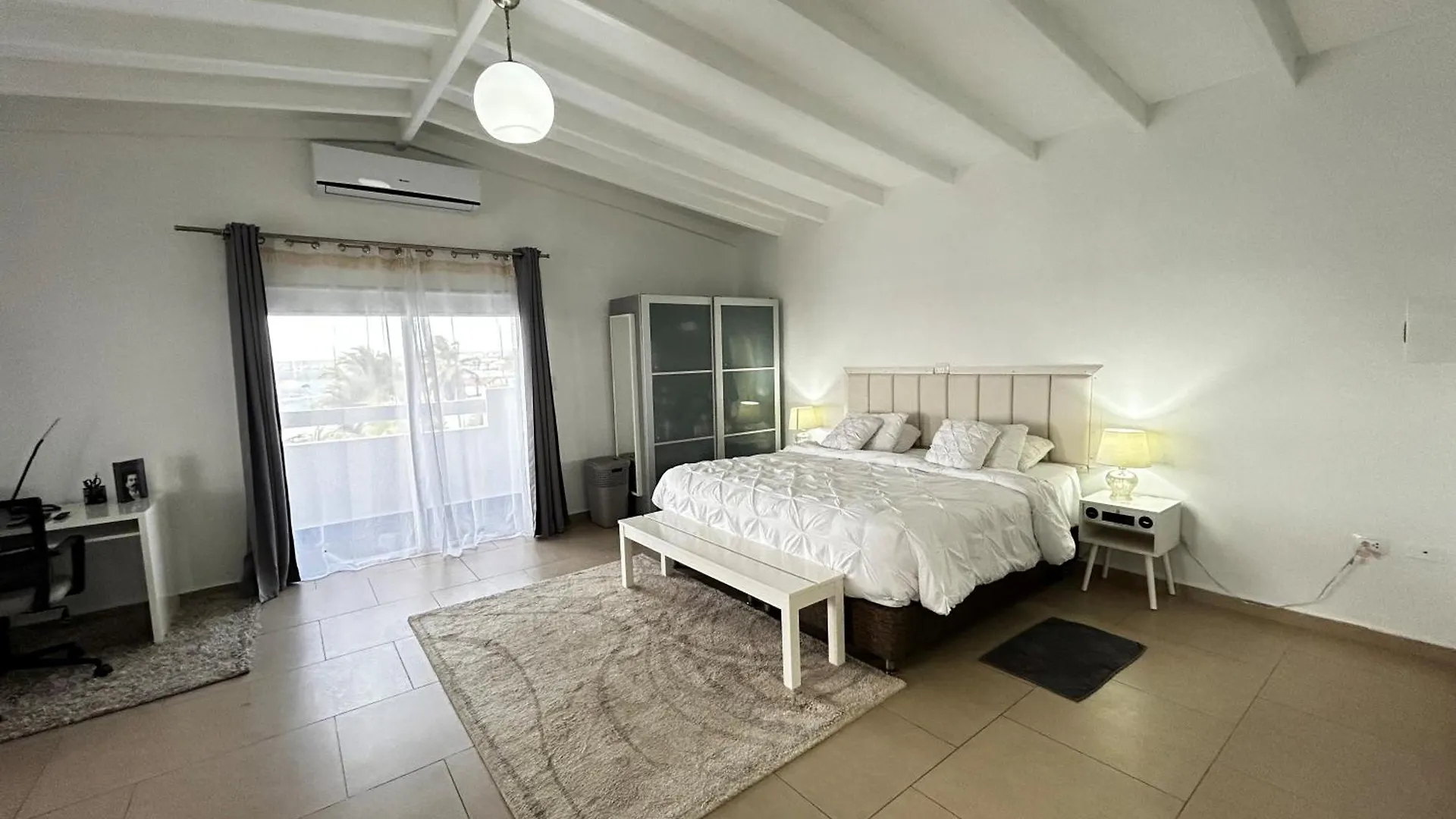 Eden Beach Resort - Bonaire クラレンダイク ボネール、シント・ユースタティウスおよびサバ