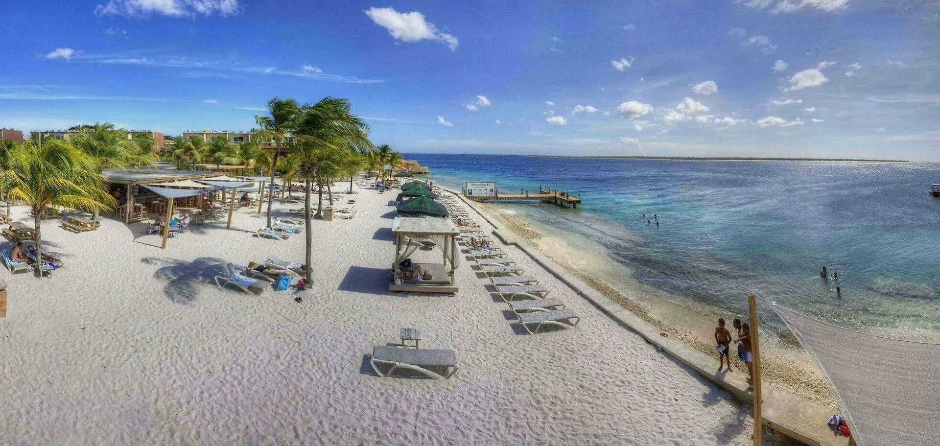 Eden Beach Resort - Bonaire クラレンダイク